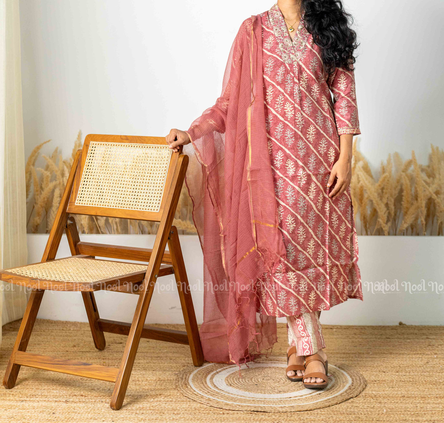 YESHNA - Kota Doriya Kurti Pant Set with Muslin Dupatta (3 Pc)
