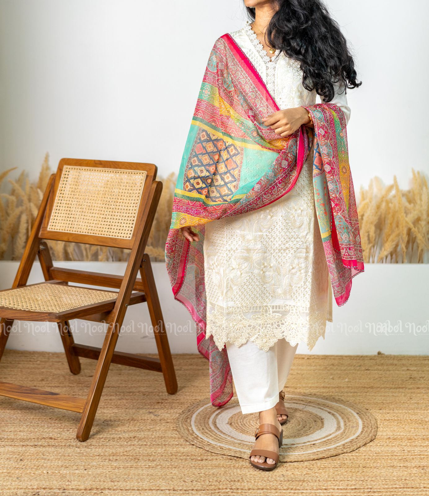 AYISHA - Embroidered Kurti Pant Set (3 Pc)