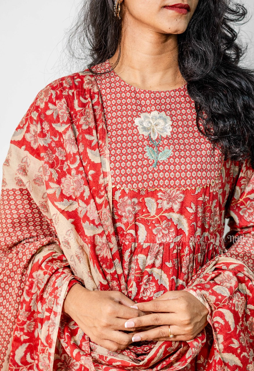 ZOYA - Contemporary Kurti Set with Straight Pant and Dupatta